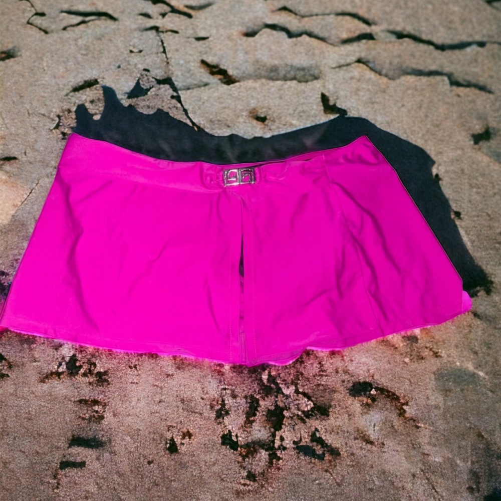 Catalina hot pink swim skorts